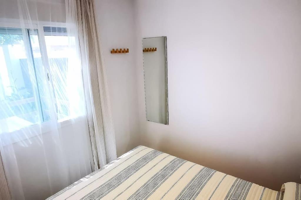 Apartamento Mery Oliva Chiclana de la Frontera Extérieur photo